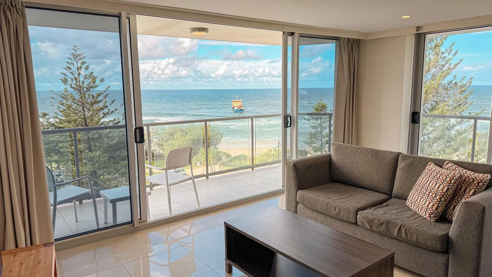 Peninsula Resort - Apartments By Gold Coast Holidays