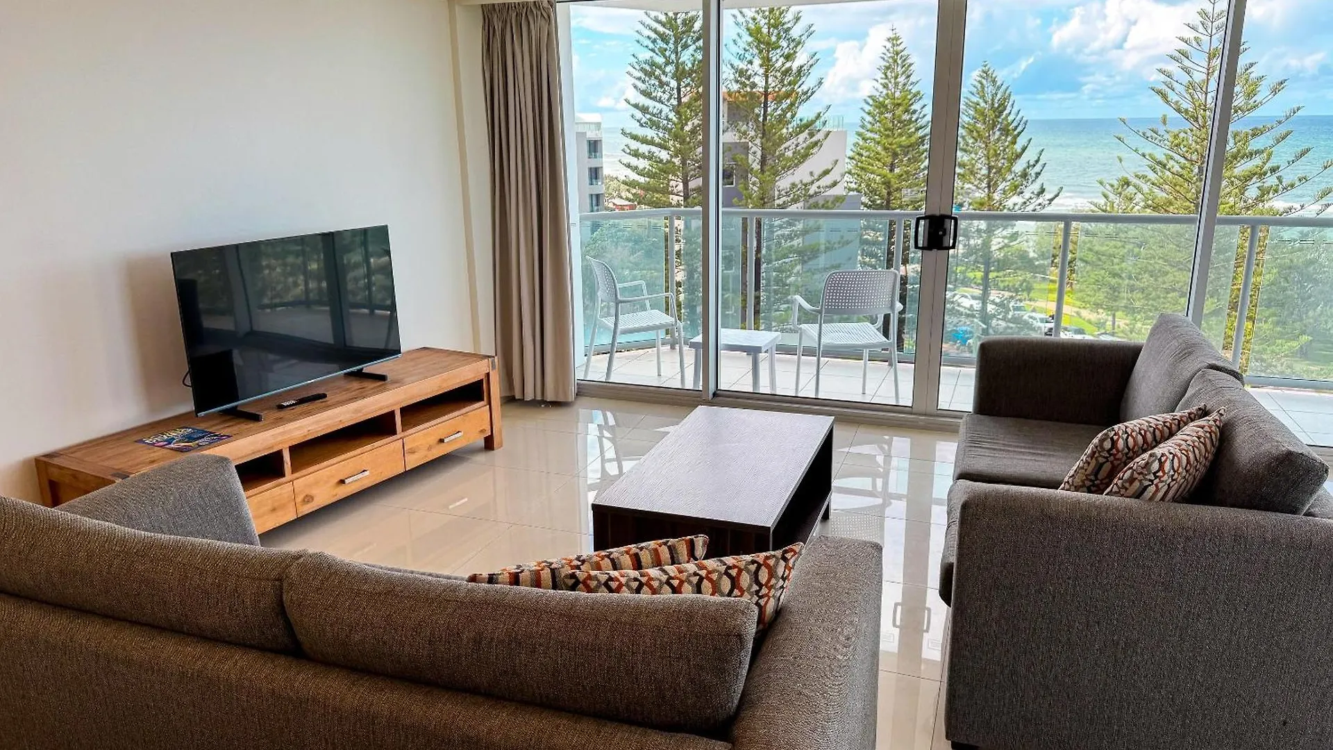 Peninsula Resort - Apartments By Gold Coast Holidays