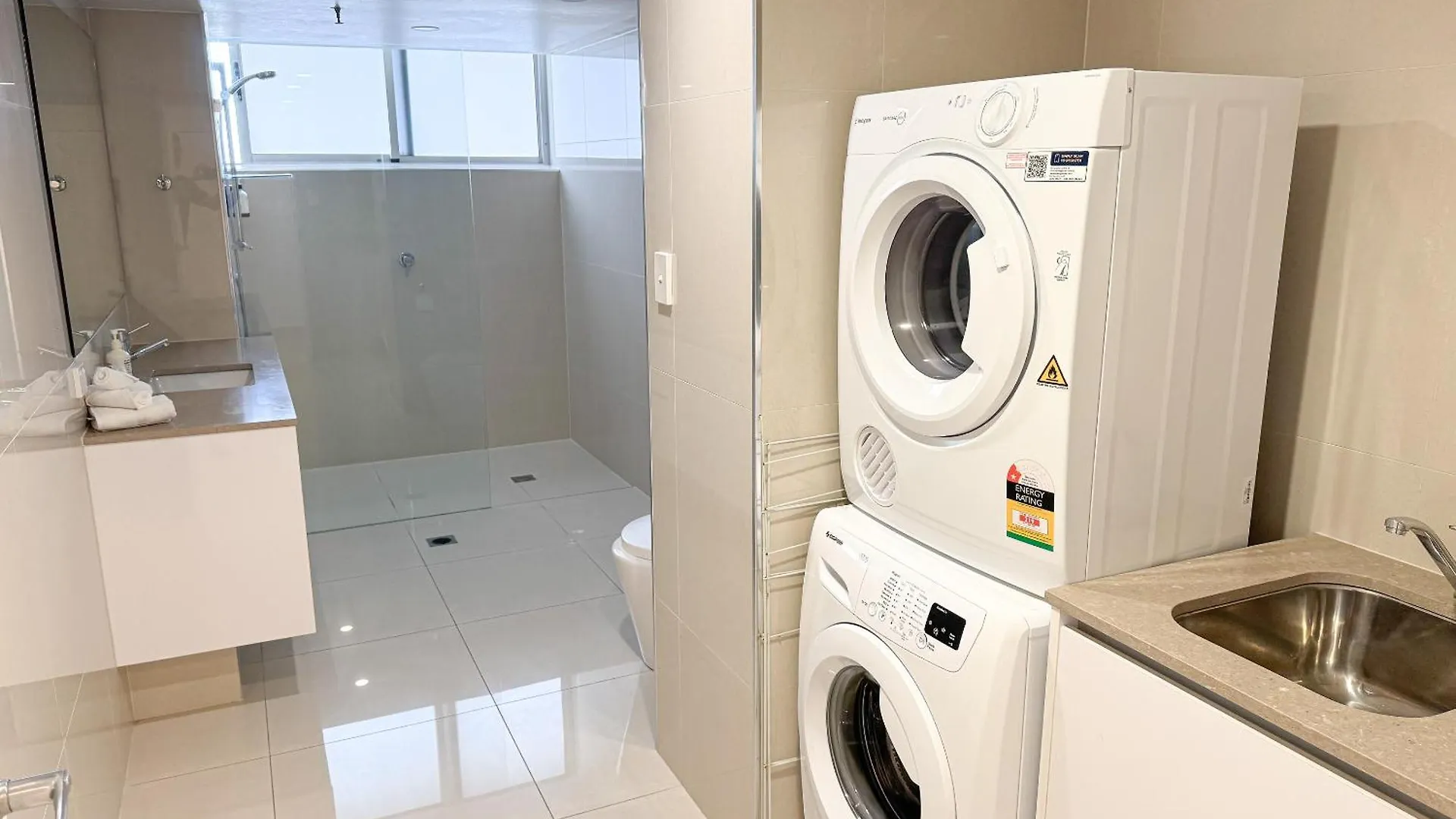 Peninsula Resort - Apartments By Gold Coast Holidays 0*,